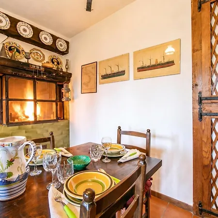 I Tre Archi For 6 With Private Garden - Happy