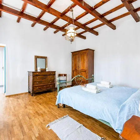I Tre Archi For 6 With Private Garden - Happy *