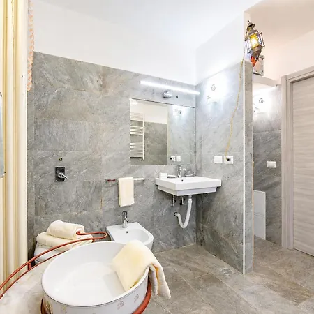 Villa I Tre Archi For 6 With Private Garden - Happy